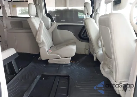 2013 Chrysler Town & Country Touring z USA, uszkodzony, nr VIN 2C4RC1BG1DR810277